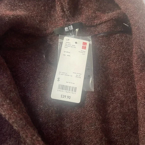 Uniqlo Women's Hooded Wool Cardigan Jacket Oversized Sz Small Wine Burgundy NWT - Picture 4 of 5
